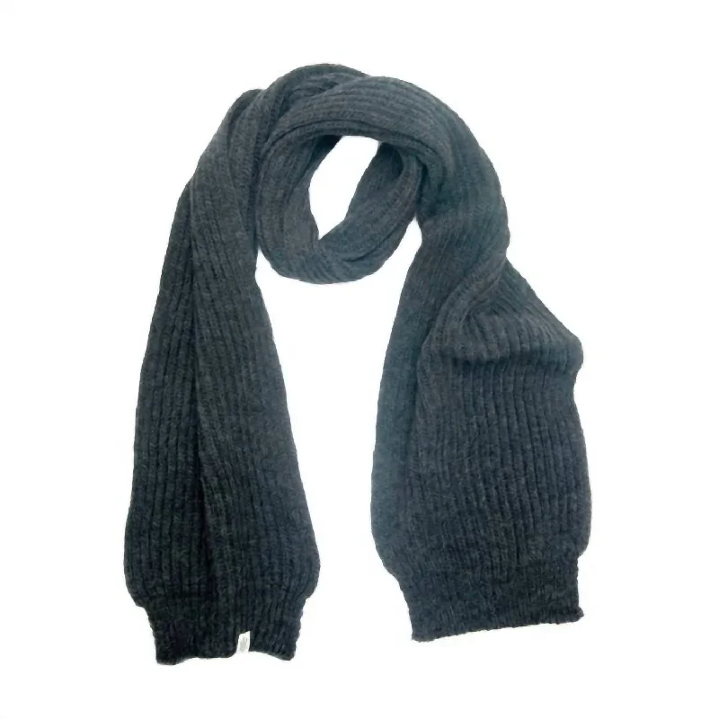 Laurent Rib Scarf In Charcoal