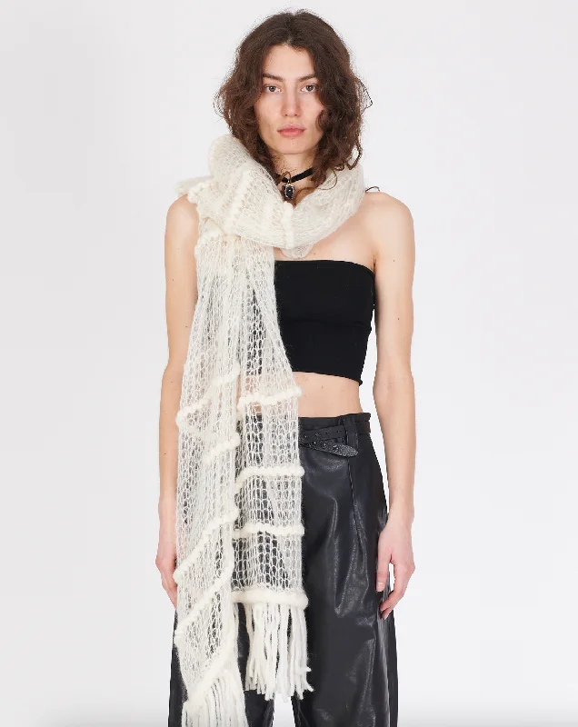 Knit Fringe Ends Scarf - White