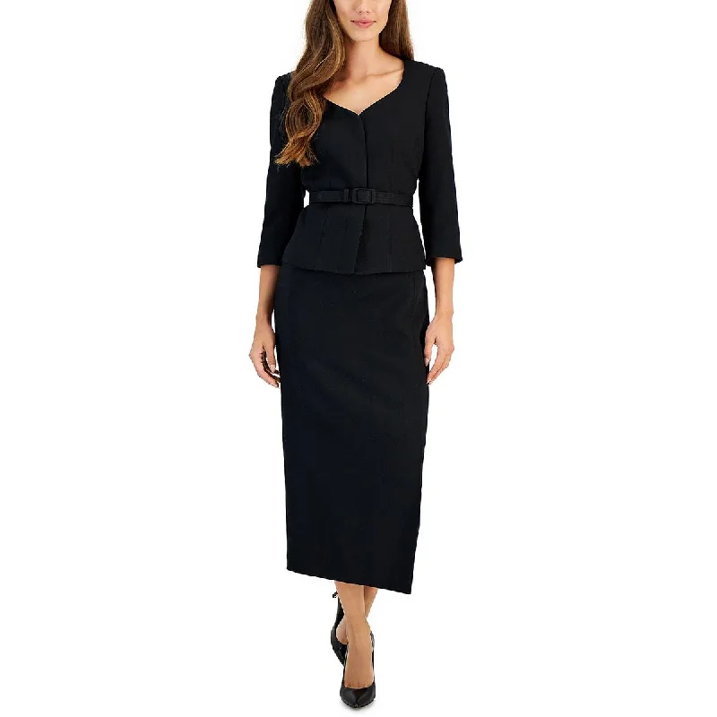 Womens 2 PC Business Four-Button Suit