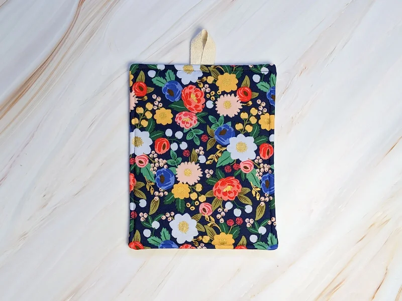 Vintage Blossom Blue Rifle Paper Co Pot Holder